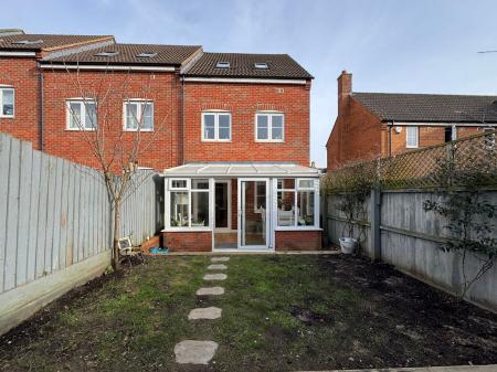 4 bedroom Terraced House for sale in SOLD BY NEWTON FALLOWELL - Thorneydene Gardens