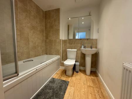 4 bedroom Terraced House for sale in SOLD BY NEWTON FALLOWELL - Thorneydene Gardens