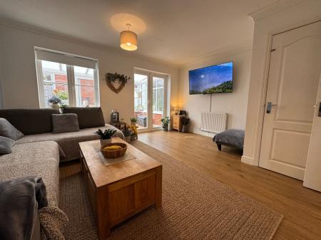 4 bedroom Terraced House for sale in SOLD BY NEWTON FALLOWELL - Thorneydene Gardens