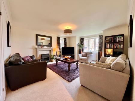5 bedroom Detached house for sale in SOLD BY NEWTON FALLOWELL - Church Street, Foston