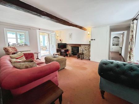 3 bedroom Detached house for sale in SOLD BY NEWTON FALLOWELL - Church Street, Corby Glen
