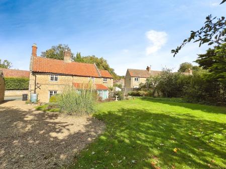 3 bedroom Detached house for sale in SOLD BY NEWTON FALLOWELL - Church Street, Corby Glen