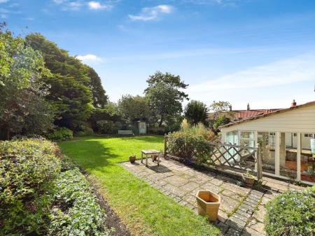 3 bedroom Detached house for sale in SOLD BY NEWTON FALLOWELL - Church Street, Corby Glen