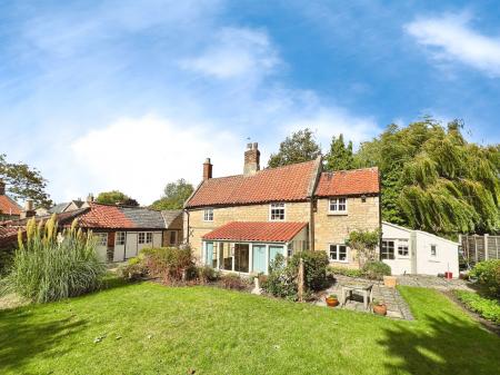 3 bedroom Detached house for sale in SOLD BY NEWTON FALLOWELL - Church Street, Corby Glen