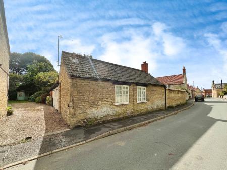 3 bedroom Detached house for sale in SOLD BY NEWTON FALLOWELL - Church Street, Corby Glen