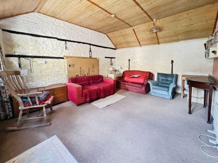 3 bedroom Detached house for sale in SOLD BY NEWTON FALLOWELL - Church Street, Corby Glen