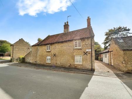 3 bedroom Detached house for sale in SOLD BY NEWTON FALLOWELL - Church Street, Corby Glen