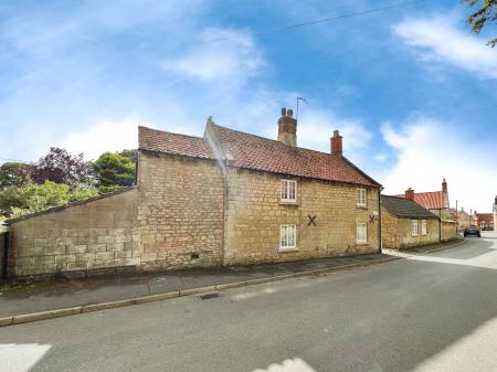 3 bedroom Detached house for sale in SOLD BY NEWTON FALLOWELL - Church Street, Corby Glen