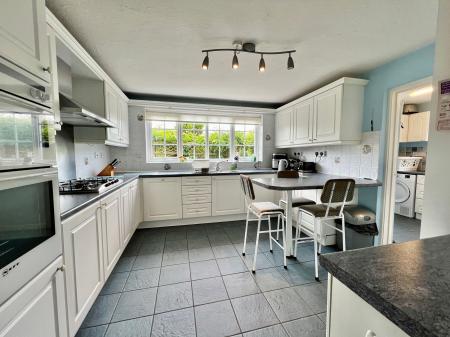 4 bedroom Detached house for sale in SOLD BY NEWTON FALLOWELL - Barrowby Road