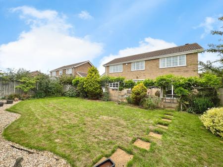 4 bedroom Detached house for sale in SOLD BY NEWTON FALLOWELL - Barrowby Road