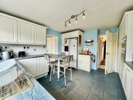 4 bedroom Detached house for sale in SOLD BY NEWTON FALLOWELL - Barrowby Road