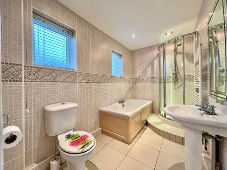 2 bedroom Detached bungalow for sale in SOLD BY NEWTON FALLOWELL - Chestnut Close, Bottesford