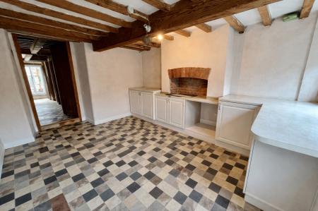 2 bedroom Terraced House for sale in High Road, Londonthorpe, NG31
