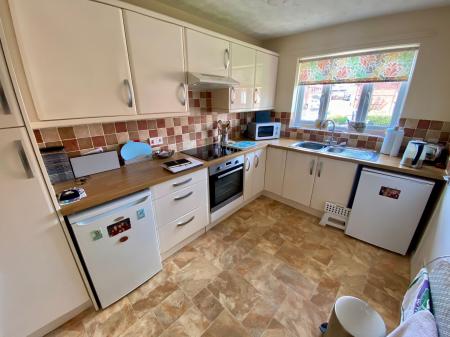 1 bedroom Flat for sale in Premier Court, Grantham, NG31