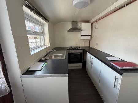 2 bedroom Terraced House for sale in College Street, Grantham, NG31