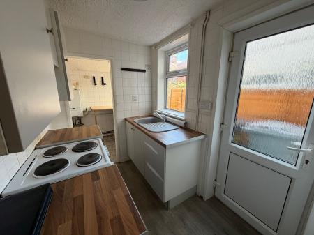 2 bedroom Terraced House for sale in New Street, Grantham, NG31