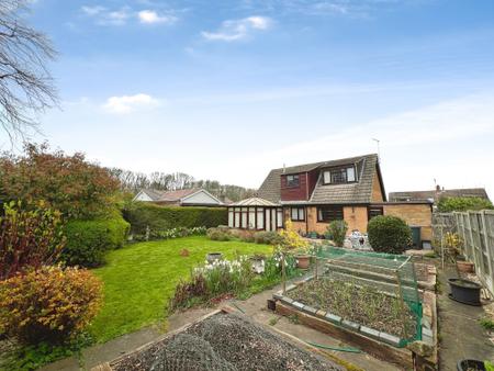 3 bedroom House for sale in Park Road, Allington, NG32
