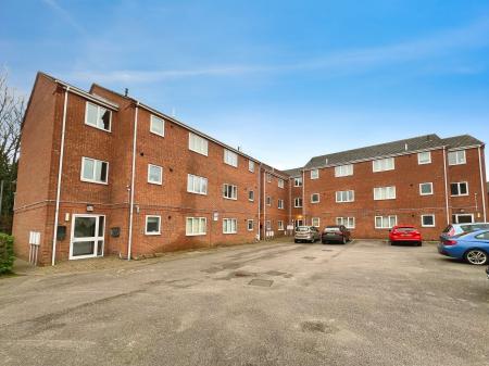 University Court, Grantham, NG31