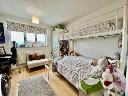 3 bedroom Semi-detached house for sale in First Avenue, Grantham, NG31