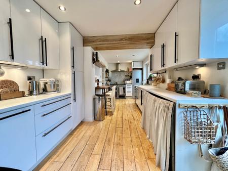 3 bedroom Semi-detached house for sale in First Avenue, Grantham, NG31