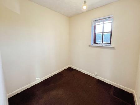 3 bedroom Semi-detached house for sale in Sunningdale, Grantham, NG31
