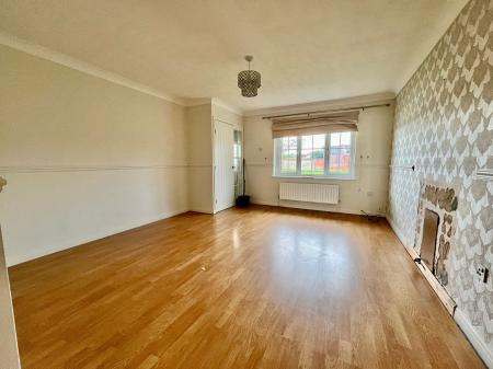 3 bedroom Semi-detached house for sale in Covill Close, Great Gonerby, NG31