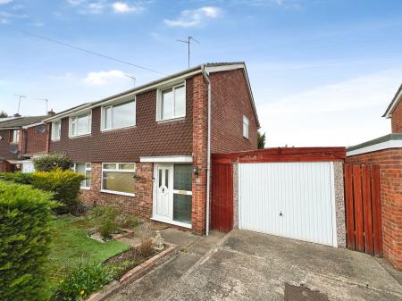 Wroxall Drive, Grantham, NG31
