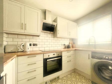 3 bedroom Terraced House for sale in Ermine Street, Ancaster, NG32