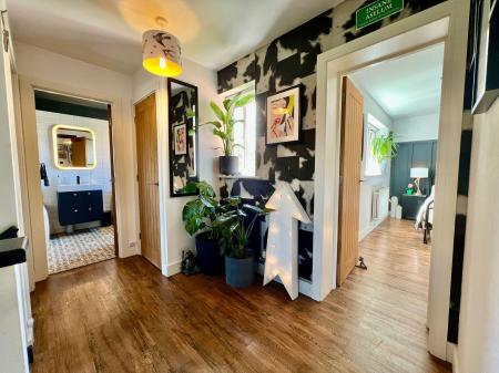 4 bedroom Detached house for sale in SOLD BY NEWTON FALLOWELL - Meadows Close, Long Bennington