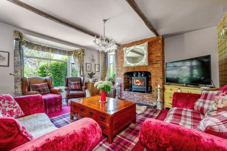 6 bedroom Detached house for sale in Church Lane, Brandon, NG32