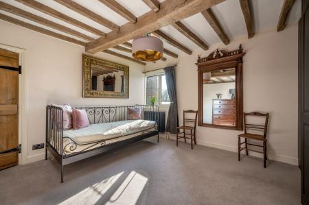 6 bedroom Detached house for sale in Church Lane, Brandon, NG32