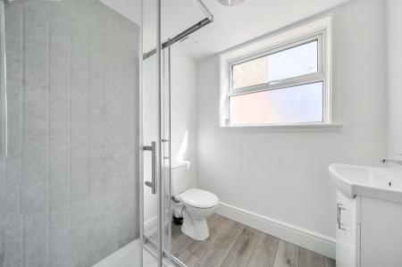 4 bedroom Semi-detached house for sale in South Parade, Grantham, NG31