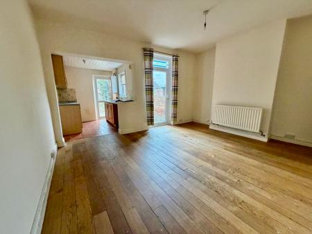 3 bedroom Terraced House for sale in St. Annes Street, Grantham, NG31