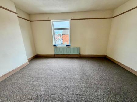 3 bedroom Terraced House for sale in St. Annes Street, Grantham, NG31