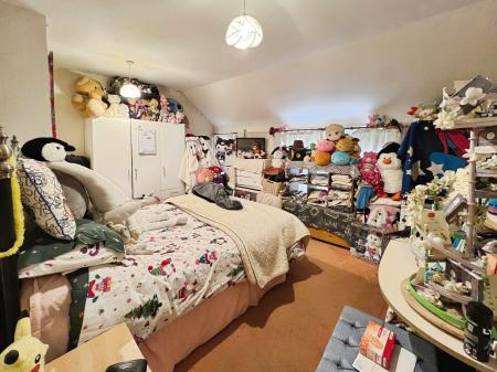 2 bedroom Terraced House for sale in Cowes Road, Grantham, NG31