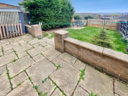 3 bedroom Semi-detached house for sale in Stephenson Avenue, Gonerby Hill Foot, NG31