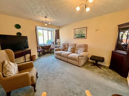 2 bedroom Flat for sale in Premier Court, Grantham, NG31
