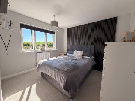 4 bedroom Detached house for sale in Cotswold Drive, Gonerby Hill Foot, NG31