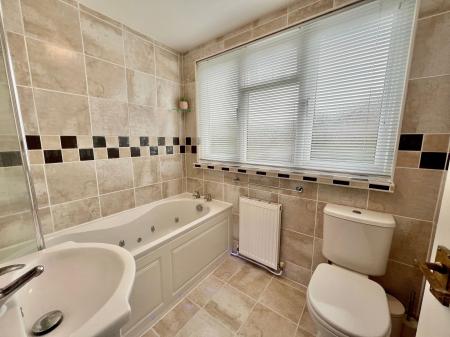 3 bedroom Semi-detached house for sale in SOLD BY NEWTON FALLOWELL - Gorse Rise, Grantham