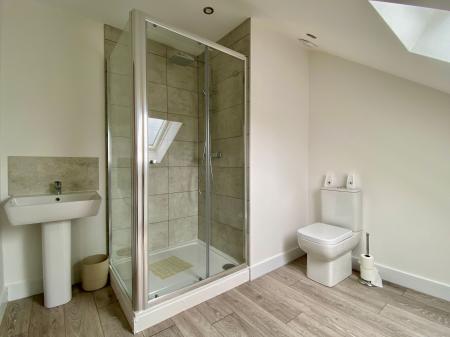 4 bedroom Semi-detached house for sale in Sedgebrook Road, Allington, NG32