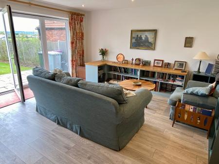 4 bedroom Semi-detached house for sale in Sedgebrook Road, Allington, NG32