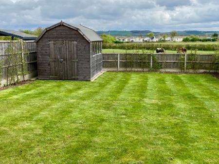 4 bedroom Semi-detached house for sale in Sedgebrook Road, Allington, NG32