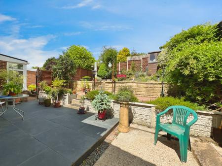 3 bedroom Semi-detached house for sale in Cold Harbour Lane, Grantham, NG31