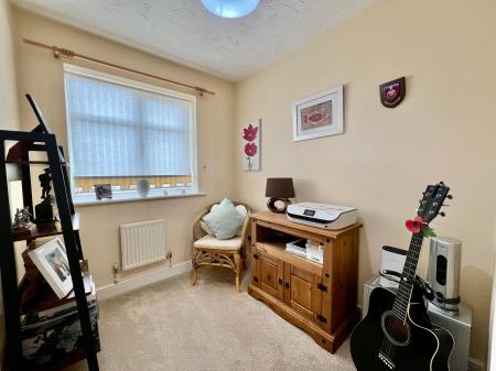 4 bedroom Detached house for sale in Worcester Road, Grantham, NG31