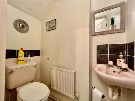 4 bedroom Detached house for sale in Worcester Road, Grantham, NG31