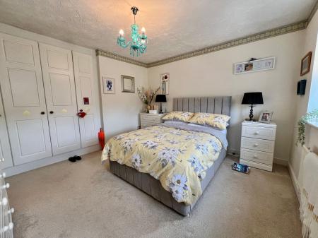 4 bedroom Detached house for sale in Worcester Road, Grantham, NG31