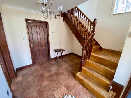 4 bedroom Detached house for sale in Bennington Close, Long Bennington, NG23