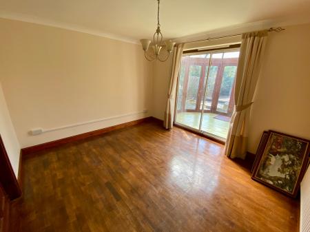 4 bedroom Detached house for sale in Bennington Close, Long Bennington, NG23