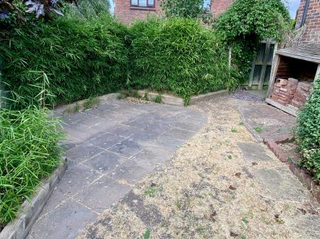 4 bedroom Detached house for sale in Bennington Close, Long Bennington, NG23