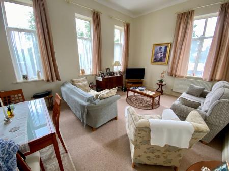 2 bedroom Flat for sale in SOLD BY NEWTON FALLOWELL - Norman Leys, Beacon Lane